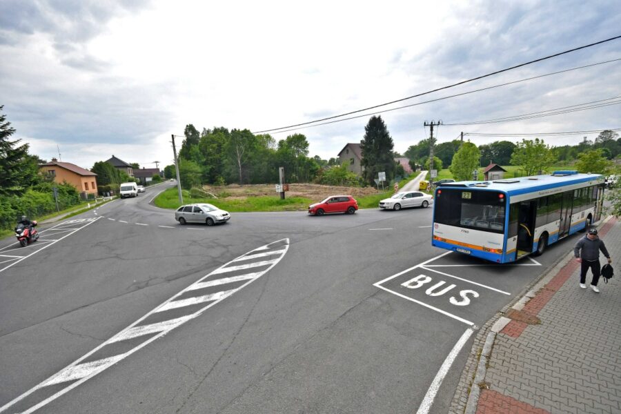 Pohled na stávající stav křižovatky "Rozcestí"